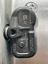 Load image into Gallery viewer, Wheel Rim  INFINITI QX80 2017 - NW518572
