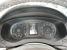 Load image into Gallery viewer, SPEEDOMETER CLUSTER Volkswagen Jetta 2013 13 - NW518501

