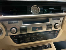 Load image into Gallery viewer, Radio  LEXUS ES350 2013 - NW518443
