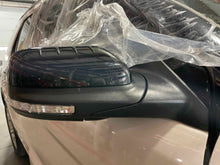 Load image into Gallery viewer, Side View Door Mirror Ford Explorer 2015 - NW518708

