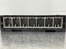 Load image into Gallery viewer, BODY CONTROL MODULE BCM COMPUTER Regal Verano SRX Cruze13-17 - NW519120
