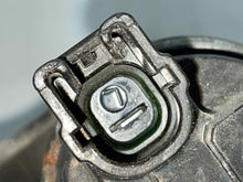 Load image into Gallery viewer, STARTER MOTOR Toyota Camry Highlander Rav4 Sienna 09 10 11 12 - NW519373

