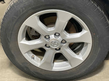 Load image into Gallery viewer, WHEEL RIM Toyota Rav4 2009-2014 17x7 ALLOY 17x7, 5 lug, 115mm - NW519420
