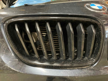 Load image into Gallery viewer, Grille  BMW M235I 2014 - NW519254
