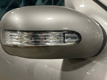 Load image into Gallery viewer, Side View Mirror Mercedes C240 C320 C230 C280 2001 01 02 03 04 05 06 07 Right - NW506234
