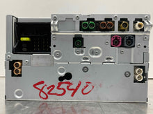 Load image into Gallery viewer, RADIO Mercedes-Benz C250 C300 C350 C63 2012 12 - NW519647
