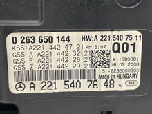 Load image into Gallery viewer, Speedometer Cluster Mercedes-Benz SL55 2009 - NW520144
