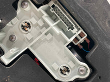 Load image into Gallery viewer, TAIL LIGHT LAMP ASSEMBLY S450 Cdn S550 S600 S63 S65 SL55 07-09 Left - NW520179
