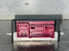 Load image into Gallery viewer, FUEL PUMP CONTROL MODULE COMPUTER 320i 328D 328i 328I GT 335i 09-17 - NW519832

