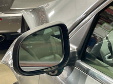 Load image into Gallery viewer, Side View Door Mirror  VOLVO 80 SERIES 2013 - NW520421
