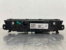 Load image into Gallery viewer, Temperature Controls Buick Regal 2018 - NW521340
