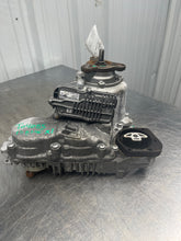 Load image into Gallery viewer, TRANSFER CASE BMW X1 2012 12 2013 13 2014 14 2015 15 - NW521575
