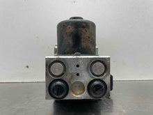 Load image into Gallery viewer, ABS PUMP Highlander Lexus RX300 2001 01 2002 02 2003 03 - NW521034
