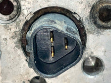 Load image into Gallery viewer, ABS PUMP Highlander Lexus RX300 2001 01 2002 02 2003 03 - NW521034
