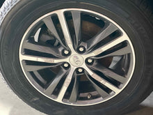 Load image into Gallery viewer, WHEEL RIM QX60 16-19 18x7-1/2 ALLOY 18x7-1/2, 5 lug, 4-1/2" - NW521653
