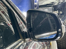 Load image into Gallery viewer, Side View Door Mirror  INFINITI QX60 2017 - NW521159
