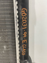 Load image into Gallery viewer, RADIATOR MERCEDES E320 1998 99 00 01 02 03 - NW458773
