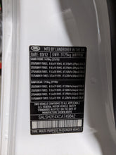 Load image into Gallery viewer, CARRIER ASSEMBLY Land Rover LR4 Range Rover Sport 10 11 12 13 - NW312967
