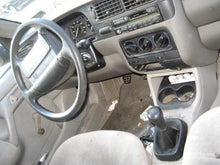 Load image into Gallery viewer, DISTRIBUTOR Golf Jetta Passat 1993 93 1994 94 1995 95 - 30338
