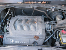 Load image into Gallery viewer, HEADLIGHT LAMP ASSEMBLY Honda Odyssey 99 00 01 02 03 04 Left - 819987
