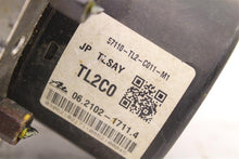 Load image into Gallery viewer, ABS ANTI-LOCK BRAKE PUMP Jaguar Vanden Pl XJ XJL 13 14 15 - 1001147

