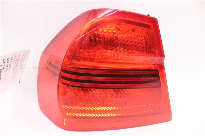 OUTER TAIL LIGHT LAMP 323i 325ci 325i 328i 330ci 330i 06-08 Left - 1002239
