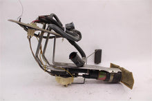 Load image into Gallery viewer, FUEL PUMP Crown Victoria LTD Town Car Grand Marquis Passenger Car 00-02 - 1003424
