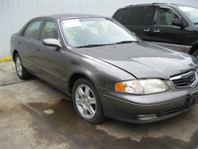 Load image into Gallery viewer, TAIL LIGHT LAMP ASSEMBLY Mazda 626 2000 00 2001 01 2002 02 Left - 422136
