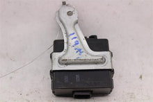 Load image into Gallery viewer, SUSPENSION CONTROL MODULE COMPUTER FJ Cruiser 07 08 09 10 11 - 1004325
