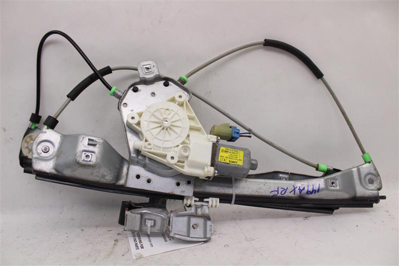 FRONT DOOR WINDOW REGULATOR Caprice G8 08 09 10 11 12 13 Right - 1005622