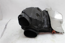 Load image into Gallery viewer, AIR CLEANER BOX 750 HYBRID 750i 750il Active 7 Alpina B7 09-15 Left - 1007595

