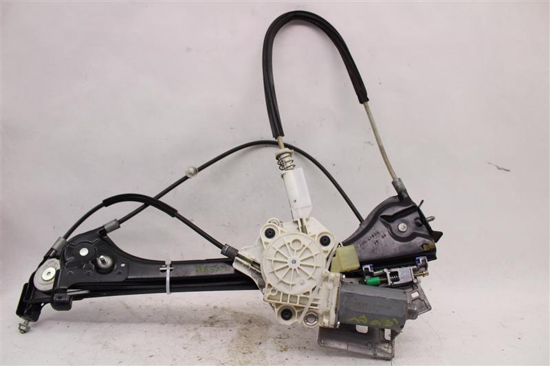 FRONT DOOR WINDOW REGULATOR SLK280 SLK300 SLK350 SLK55 05-11 Right - 1008548