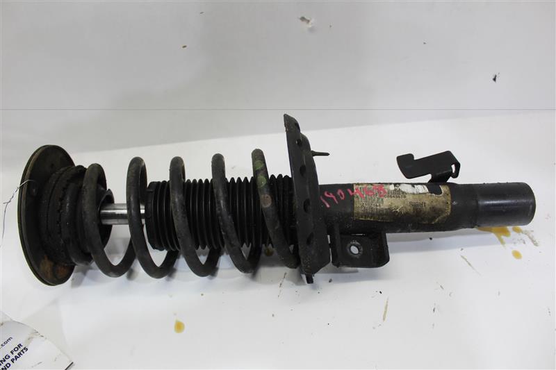 FRONT STRUT SHOCK Volvo S60 XC60 11 12 13 14 15 Right - 1008585 – Tom's ...