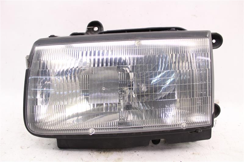HEADLIGHT LAMP ASSEMBLY Passport Rodeo Rodeo Sport 00 01 02 Left - 1008757