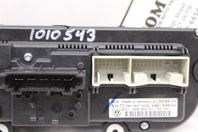Load image into Gallery viewer, FRONT TEMPERATURE CONTROLS Volkswagen Jetta 11 12 13 14  Manual - 1010543
