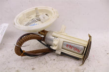 Load image into Gallery viewer, Fuel Pump BMW 750i 745i 2002 02 2003 03 2004 04 2005 05 06 07 08 - 1010562
