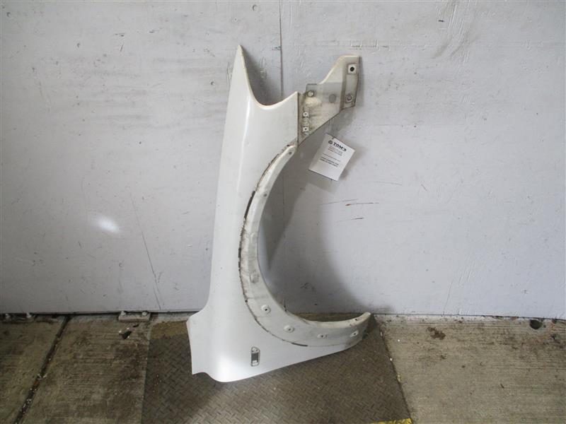 FENDER Volvo V70 2001 01 2002 02 03 04 05 06 07 Right - 1010969