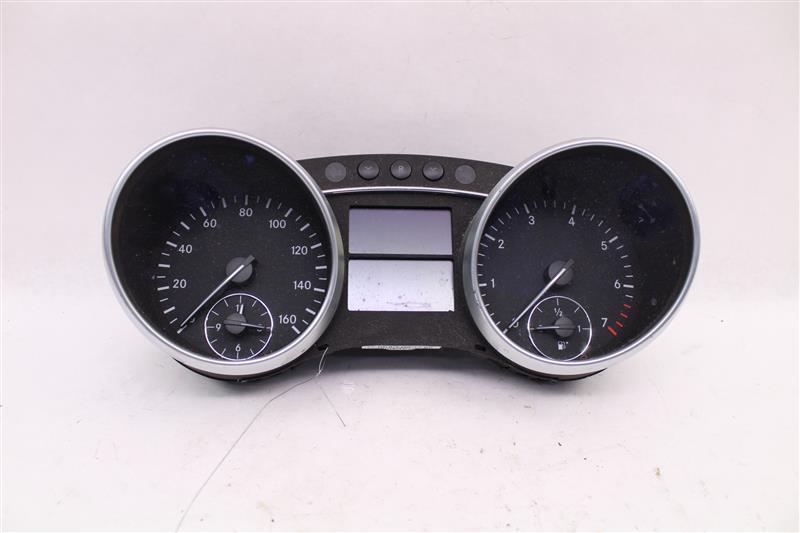 SPEEDOMETER CLUSTER ML320 ML350 ML450 ML550 ML63 10 11 - 1011329
