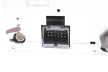 Load image into Gallery viewer, RADIO Chevrolet Uplander Saturn Relay 2005 05 2006 06 2007 07 - 1012772
