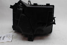 Load image into Gallery viewer, AIR CLEANER BOX C70 S60 S70 S80 V70 XC70 01 02 03 04 05 06 07 - 1013942
