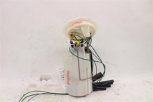 Load image into Gallery viewer, Fuel Pump BMW 530i 528i 550i 2006 06 2007 07 2008 08 2009 09 10 Right - 1018464
