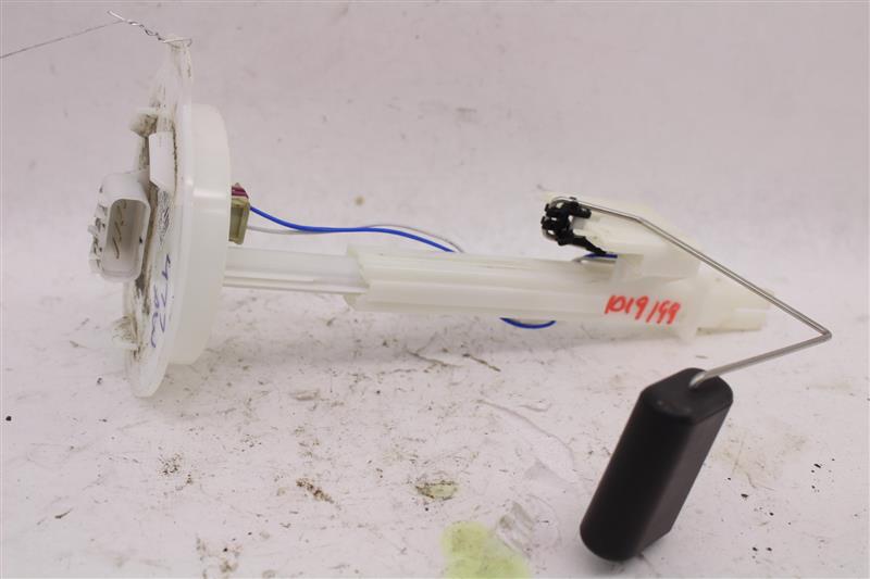 FUEL PUMP Saturn Vue 2008 08 2009 09 2010 10 - 1019199