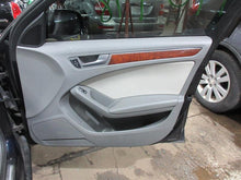 Load image into Gallery viewer, FRONT INTERIOR DOOR TRIM PANEL Audi A4 2011 11 - 1019276
