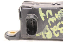 Load image into Gallery viewer, STABILITY CONTROL MODULE COMPUTER 300 Town &amp; Country 300C 06-08 - 1025059
