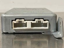 Load image into Gallery viewer, Computer Mitsubishi 3000GT 1994 - NW36661
