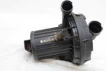 Load image into Gallery viewer, AIR INJECTION PUMP SMOG Cayenne 2004 04 2005 05 2006 06 - 1026115
