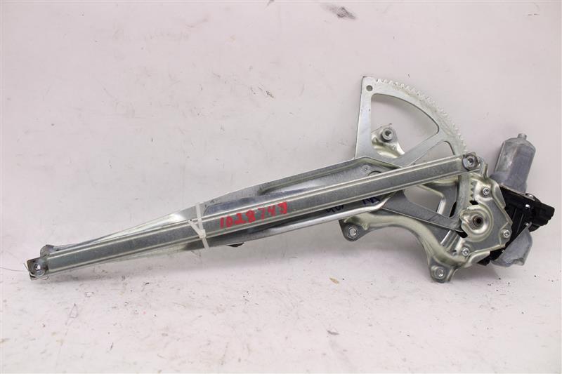 FRONT WINDOW REGULATOR Prius Yaris TC 04 05 - 08 Right - 1028747