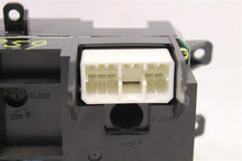 Load image into Gallery viewer, Temp Climate AC Heater Control Honda Insight 2000 00 2001 01 2002 02 03 04 05 06 - 1029859
