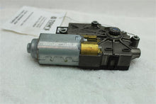 Load image into Gallery viewer, ROOF MOTOR Jetta GLI 2013 13 - 1032724
