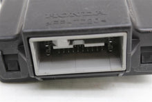 Load image into Gallery viewer, TRANSFER CASE CONTROL MODULE COMPUTER Honda CR-V 12 13 14 - 1034766
